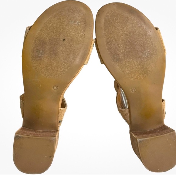 Barbara Barbieri Tan Block Heel Shoes with Perforated Straps 9 - Picture 5 of 8